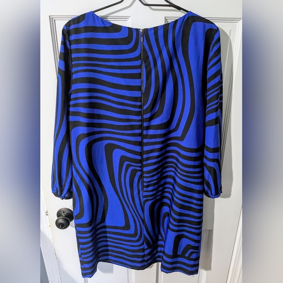 NWT, TAHARI Royal Blue & Black, Wavy Stripe, Sheath Dress, Size 12 - Picture 14 of 14